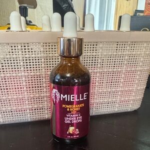 Mielle Pomegranate & Honey Vitamin C Under Eye Gel Drops